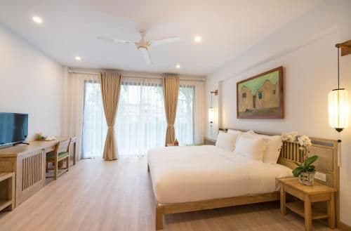 Deluxe Double or Twin Room with Balcony