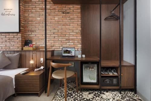 Triple Room with City View & Big Window, 01 Single & 01 King Bed