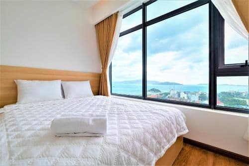 Deluxe Apartment with Partial Sea View