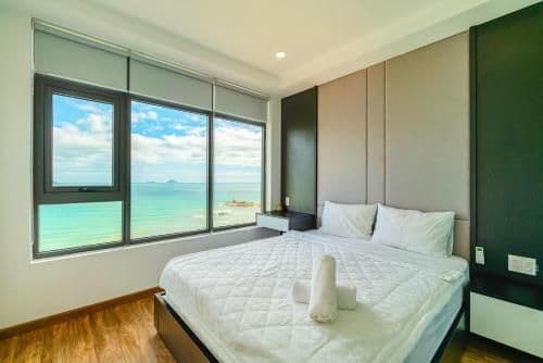 Premium Three-Bedroom Apartment with Ocean View