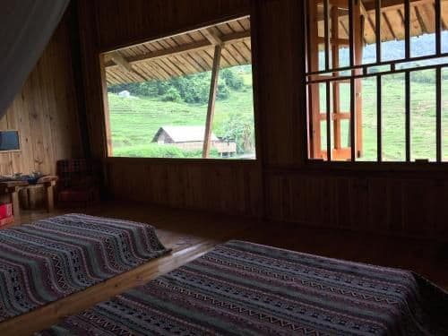 Twin Room with Shared Bathroom
