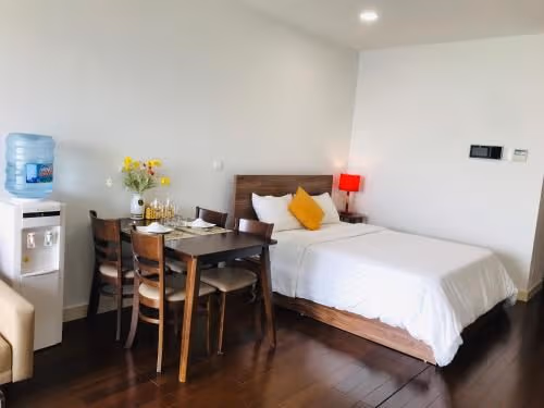 Studio Apartment