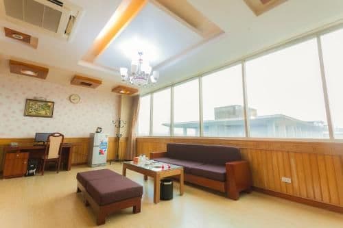 Queen Suite