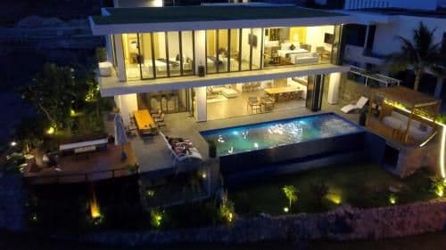 Villa with Sea View