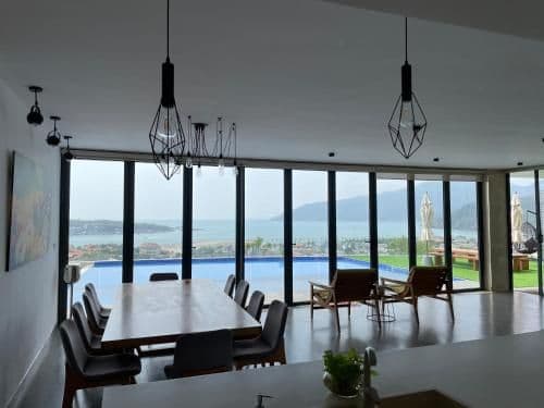Villa with Sea View