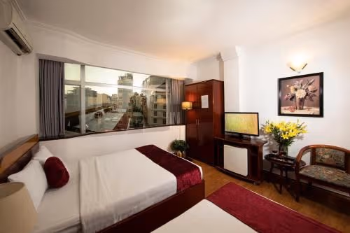 Triple Room with City View