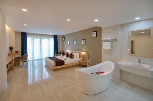 Large Double Room