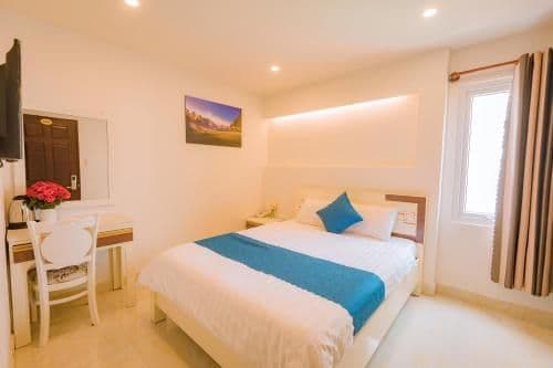 Large Double Room
