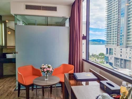 Premier Deluxe Double or Twin Room with Partial Sea View