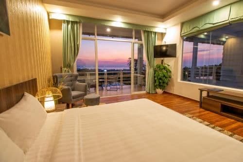 Family Room with Mountain View