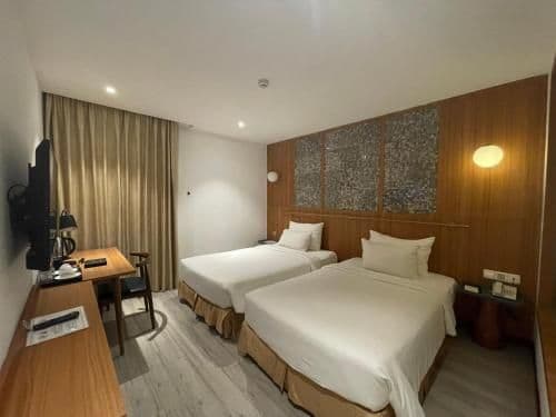 Superior Double or Twin Room with City View