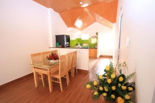 Deluxe Room (2 Adults + 1 Child)