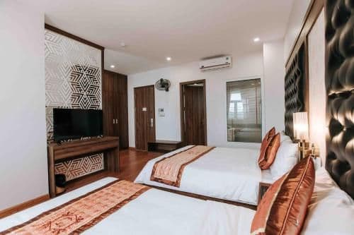 Deluxe Family Room