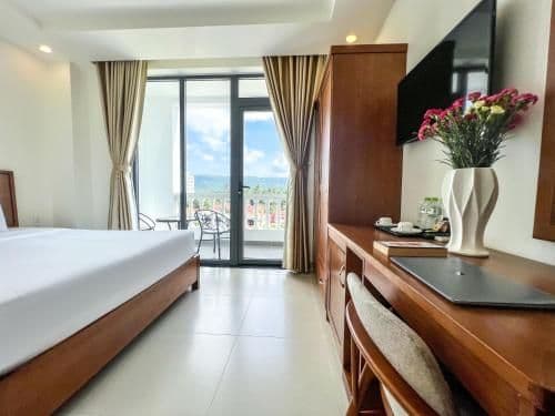 Double Room with Mountain View