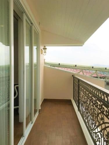 Royal Quadruple Room with Balcony