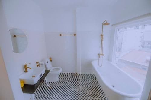 King Room with Spa Bath
