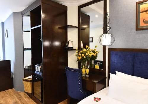 Triple Room with City View
