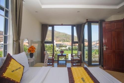 Sun Lake Hotel0