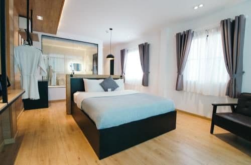 Suite with City View