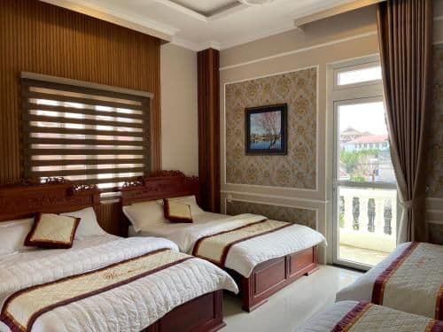 Deluxe Family Room
