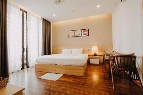 Queen Room