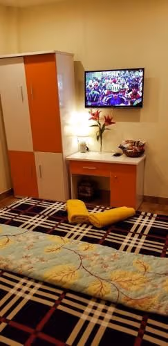 Standard Queen Room