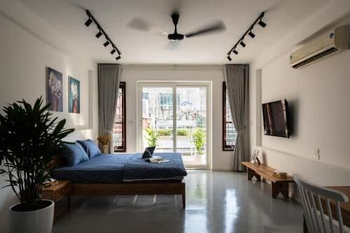 Studio Apartment