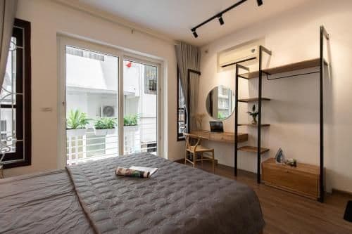 Apartment with Balcony
