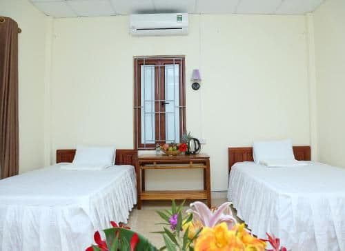 Twin Room with Private Bathroom