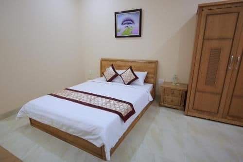 Standard Queen Room