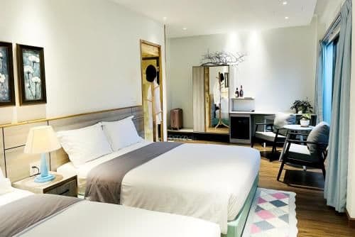Quadruple Room with Private Bathroom