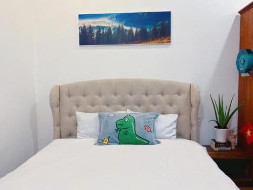 Standard Queen Room