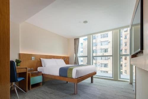 Summit Suite Queen Bed (Registered by Female Only)