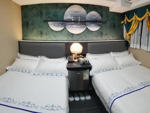 Deluxe Quadruple Room