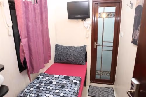 Budget Single Room