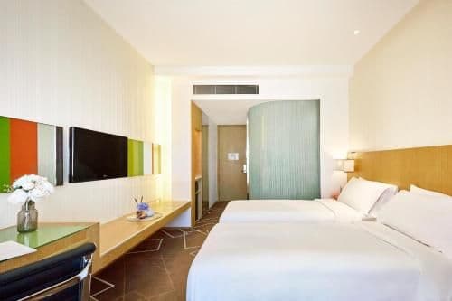 Standard Twin Room with City View