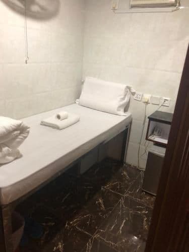 Single Room with Shared Bathroom