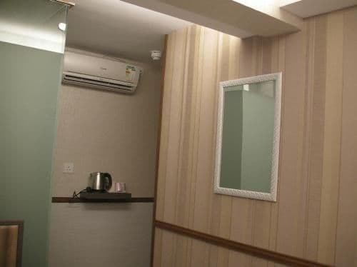 Triple Room with City View