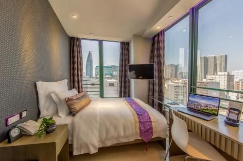 Harbour Bay Hotel1