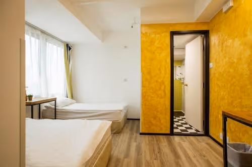 Deluxe Double Room (2 Adults + 1 Child)