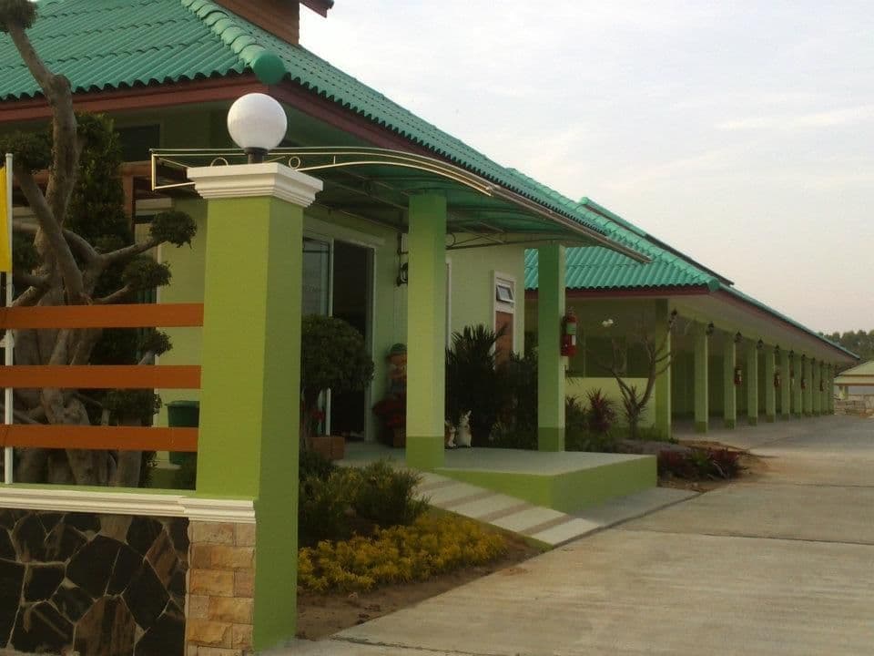 Ruan Mai Hom Buriram Stuek Ruan Mai Hom Buriram Stuek