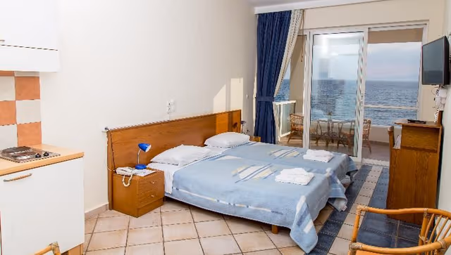 APARTMENT OCEAN FRONT TWO BEDROOMS