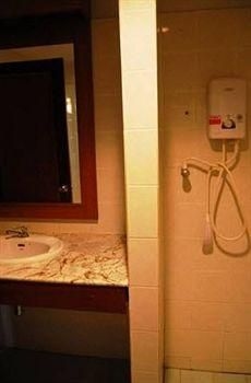 อโลฮา รีสอร์ต (Aloha Resort)3