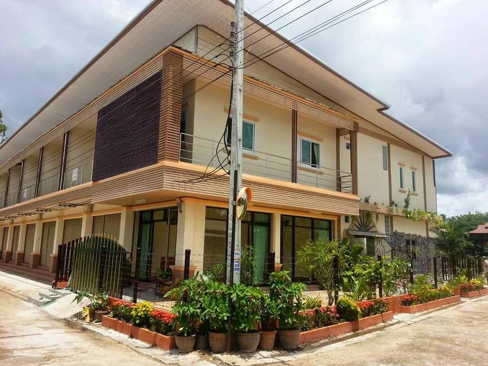 Koompasansuk Resort Phibun Mangsahan4