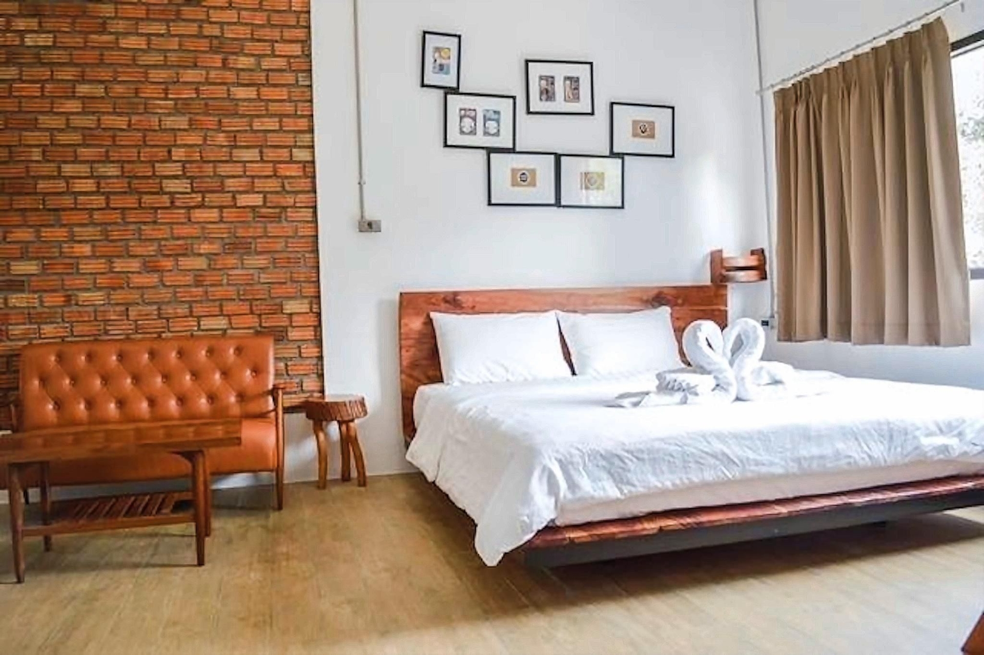 Na Na Hani Hotel1