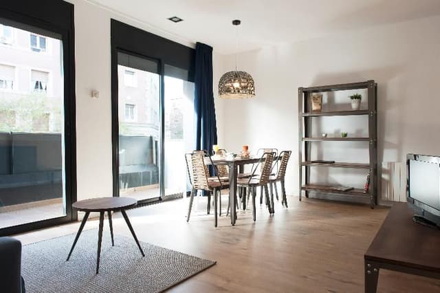 APARTMENT DUPLEX