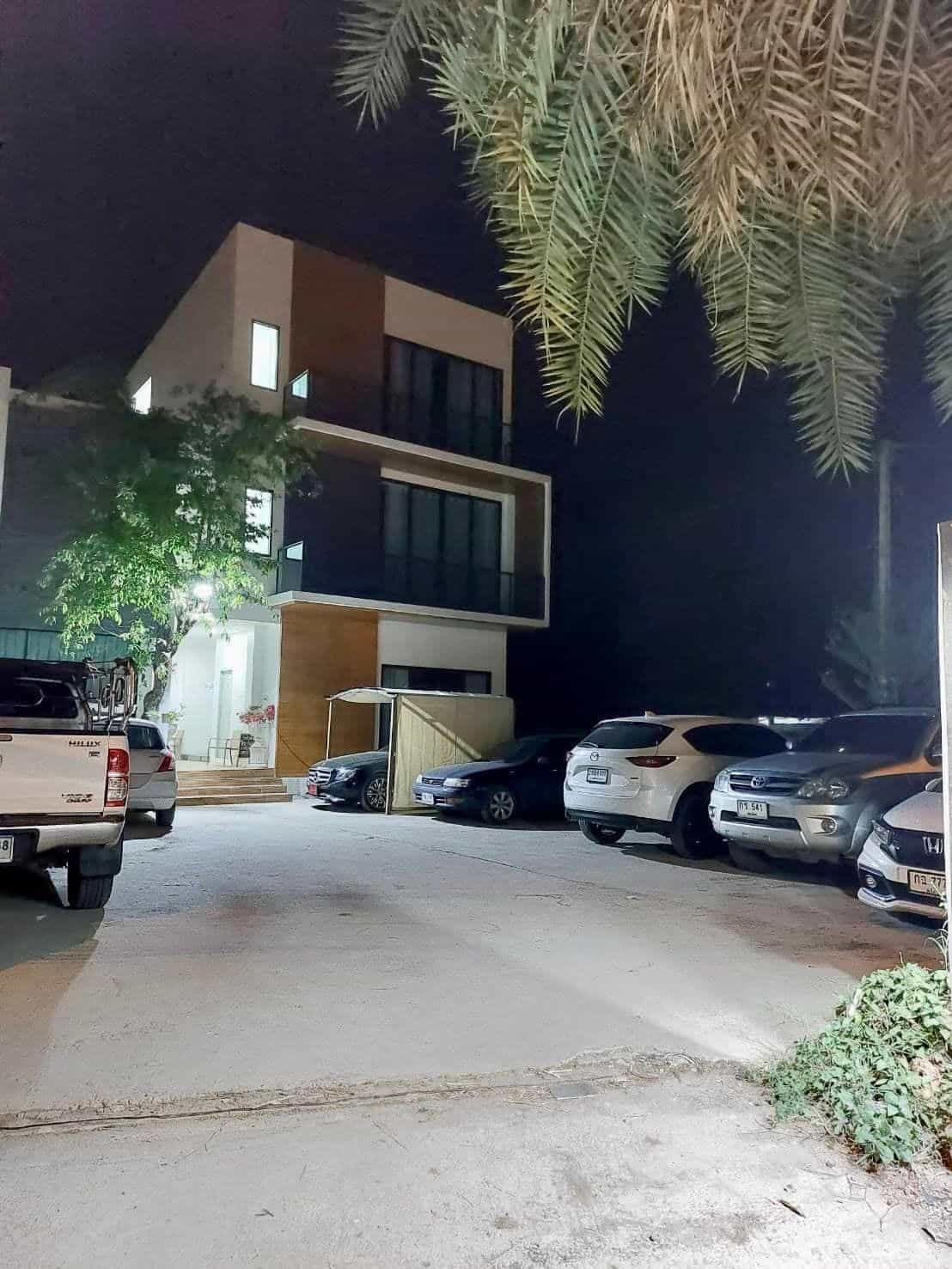Cheya House Sibunrueang Cheya House Sibunrueang