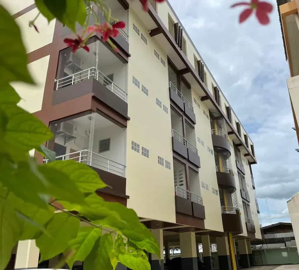 โรงแรมต้นคูณ โรงแรมต้นคูณ