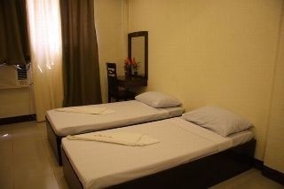 La Chari'ca Inn and Suites3
