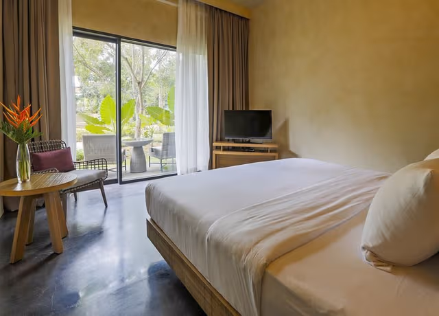 SUITE ONE BEDROOM